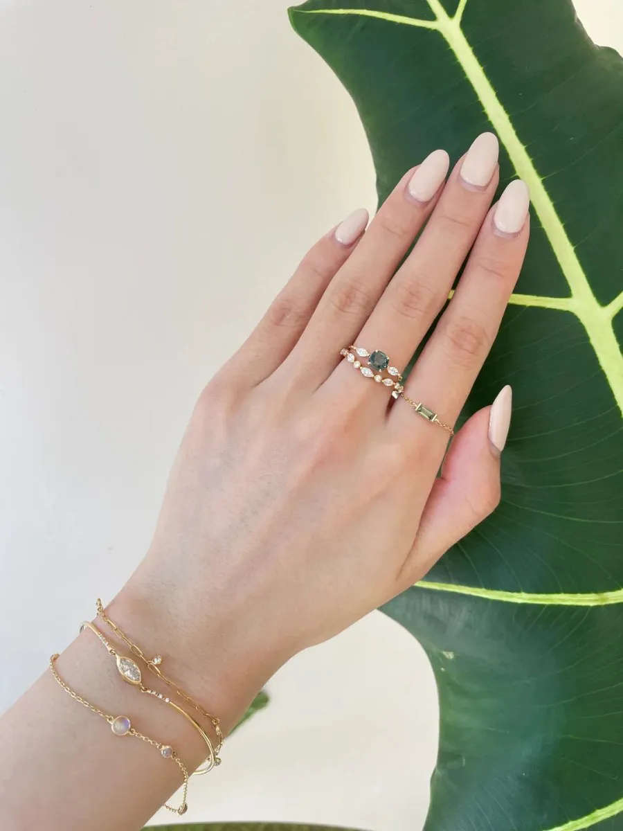 18k Gold Green Sapphire & Diamond Dream Weaver Chain Ring