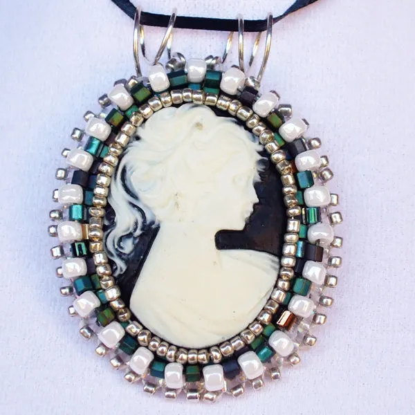 Ladanica Beaded Black/White Cameo Pendant Necklace