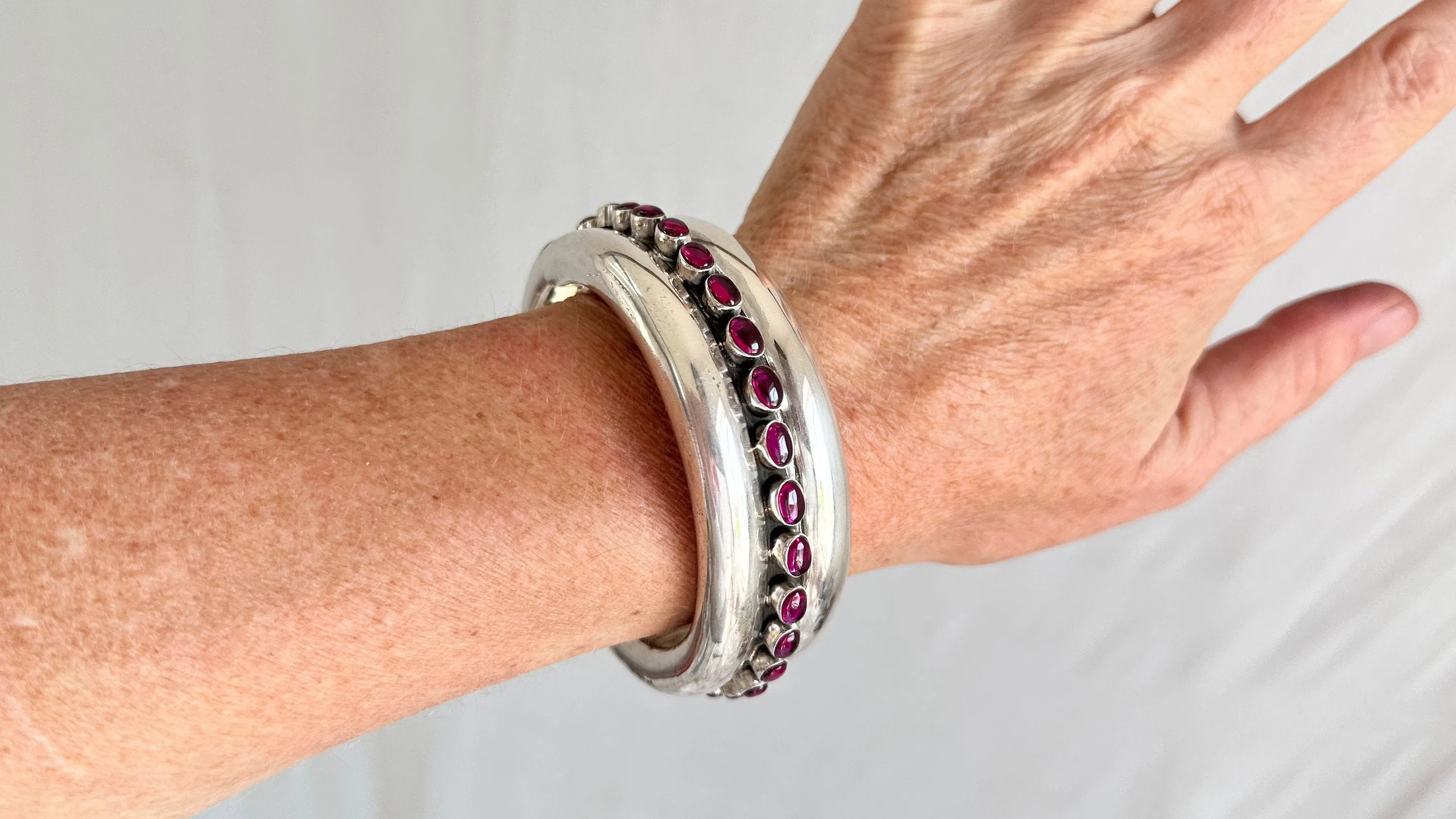 Sterling Silver and Garnet Indian Bangle. 0827