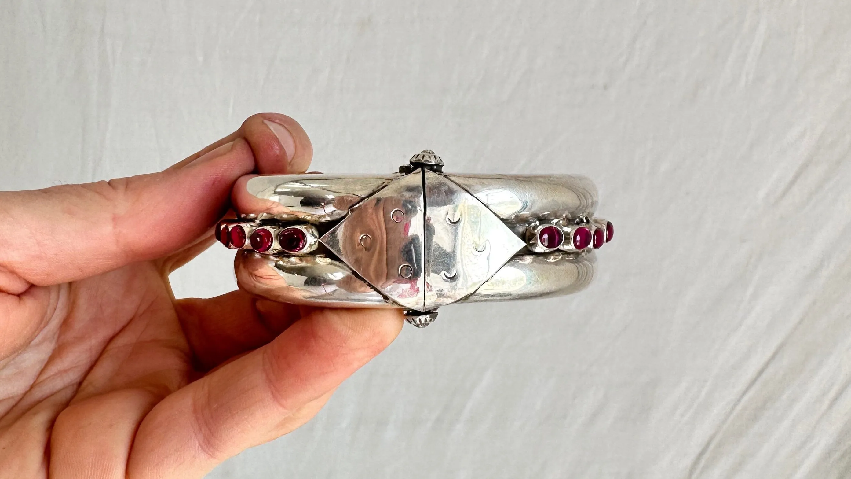 Sterling Silver and Garnet Indian Bangle. 0827